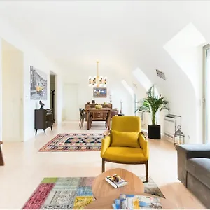 Apartamento Luxury By Myplaceforyou, Very Quiet, Close To Time Out Market, Lisboa
